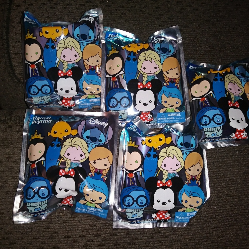 5 Disney Keychains